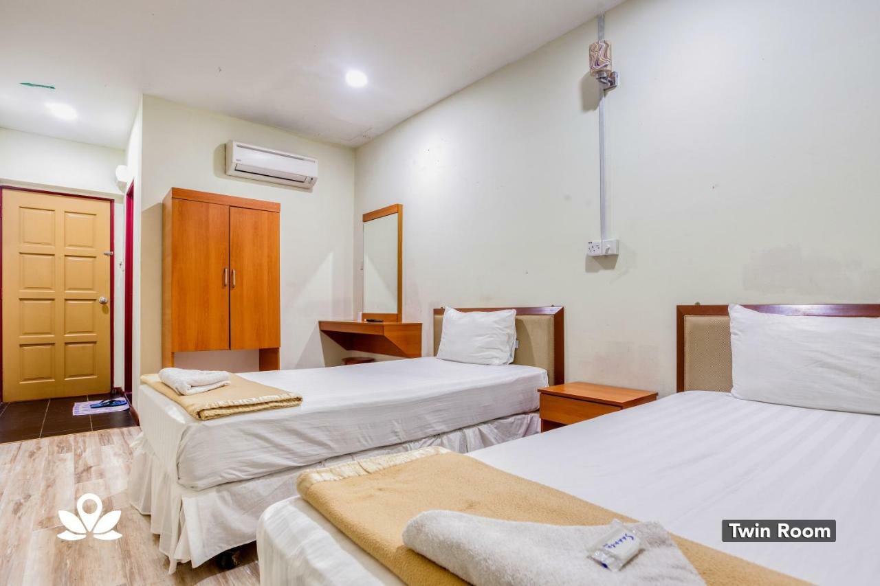 Hotel Sri Malim Tanjong Malim Bagian luar foto