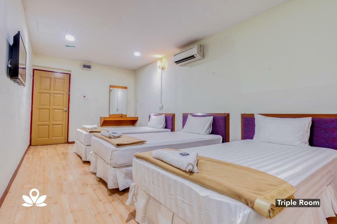 Hotel Sri Malim Tanjong Malim Bagian luar foto