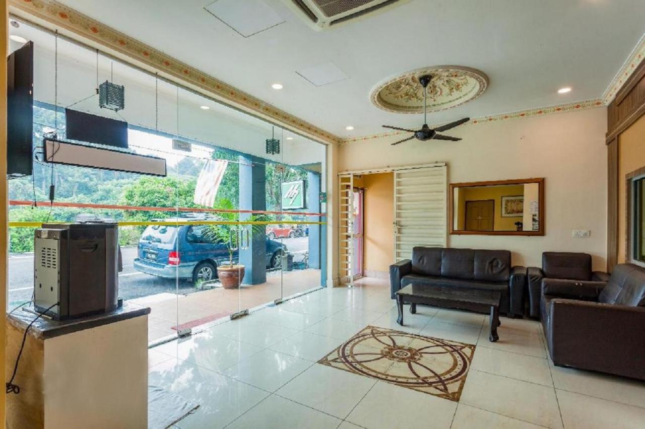 Hotel Sri Malim Tanjong Malim Bagian luar foto
