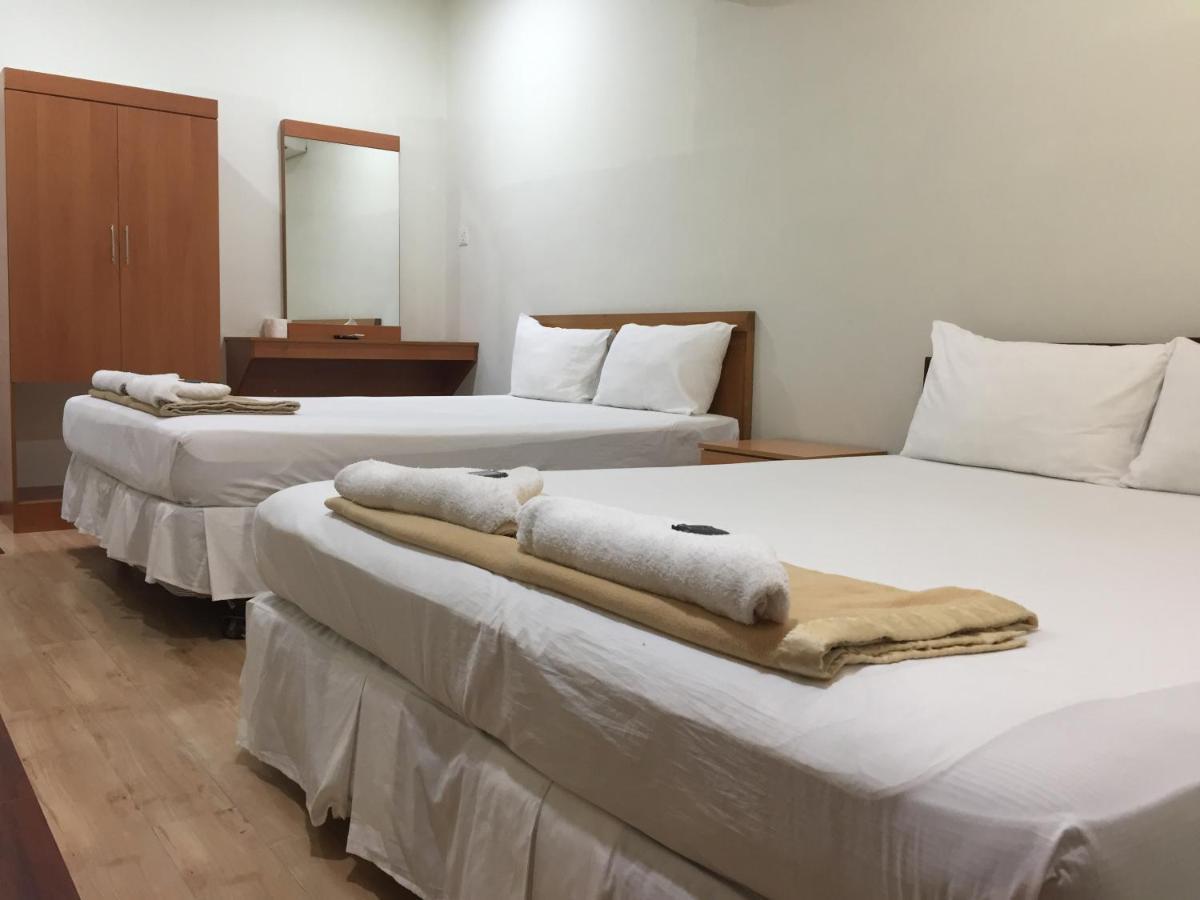 Hotel Sri Malim Tanjong Malim Bagian luar foto