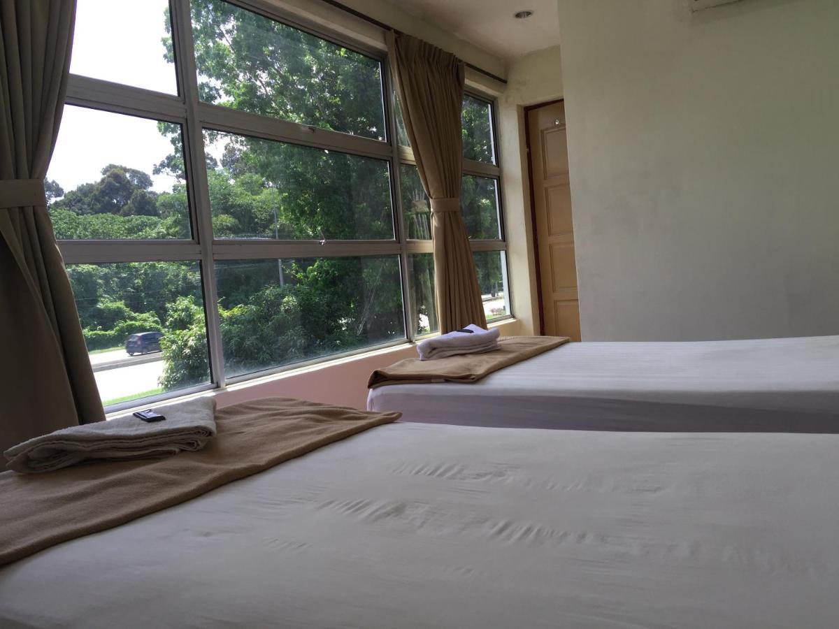 Hotel Sri Malim Tanjong Malim Bagian luar foto