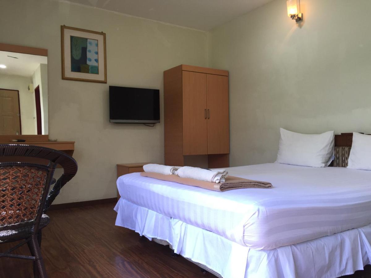 Hotel Sri Malim Tanjong Malim Bagian luar foto