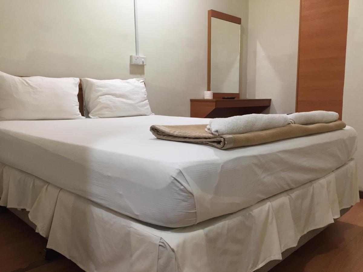 Hotel Sri Malim Tanjong Malim Bagian luar foto